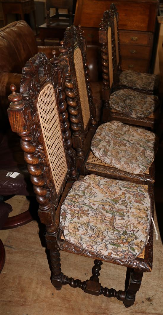Set of 4 oak chairs